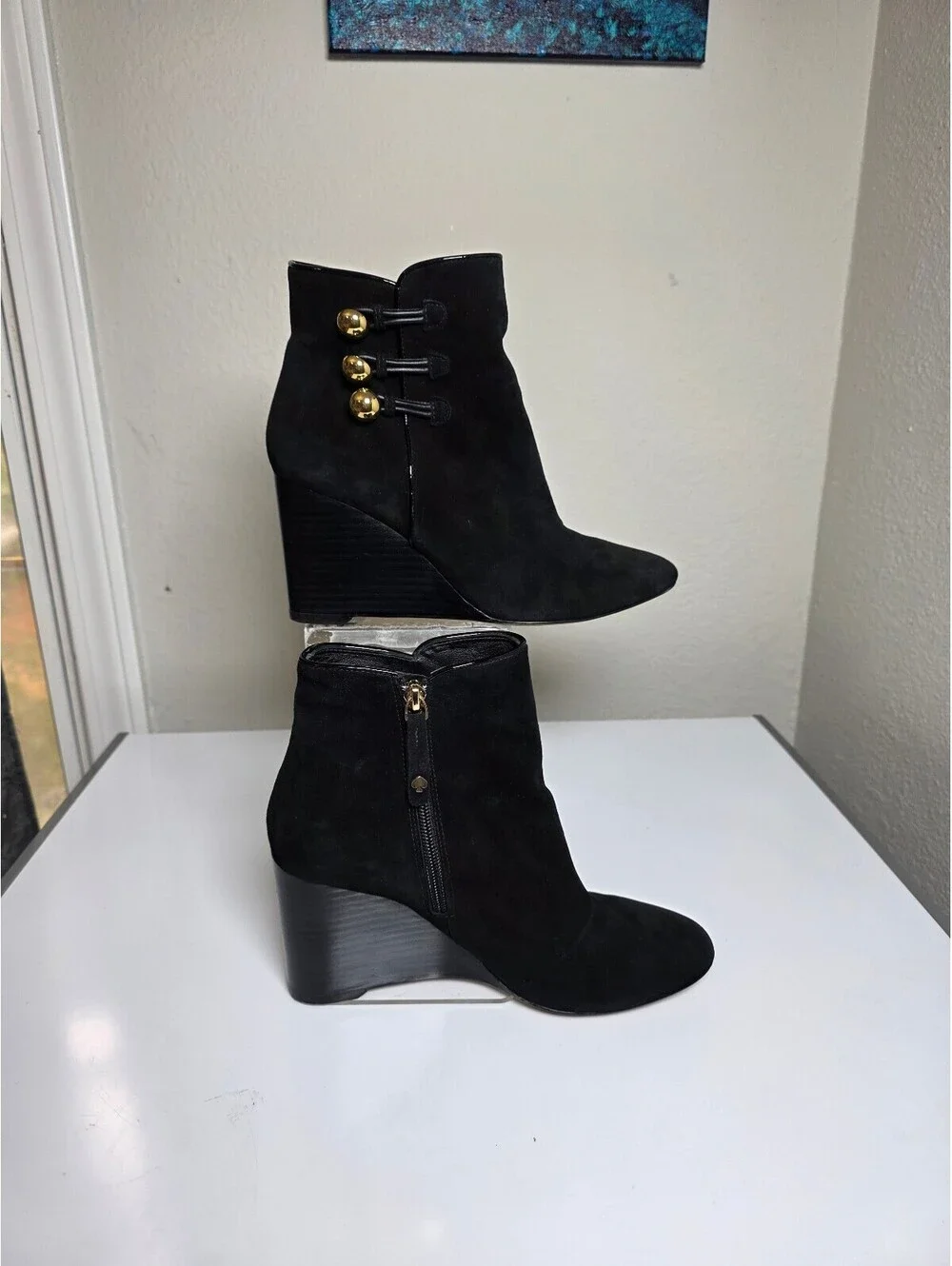 Kate Spade NY Geraldine Suede & Patent Leather Wedge Booties Gold Buttons Size 8